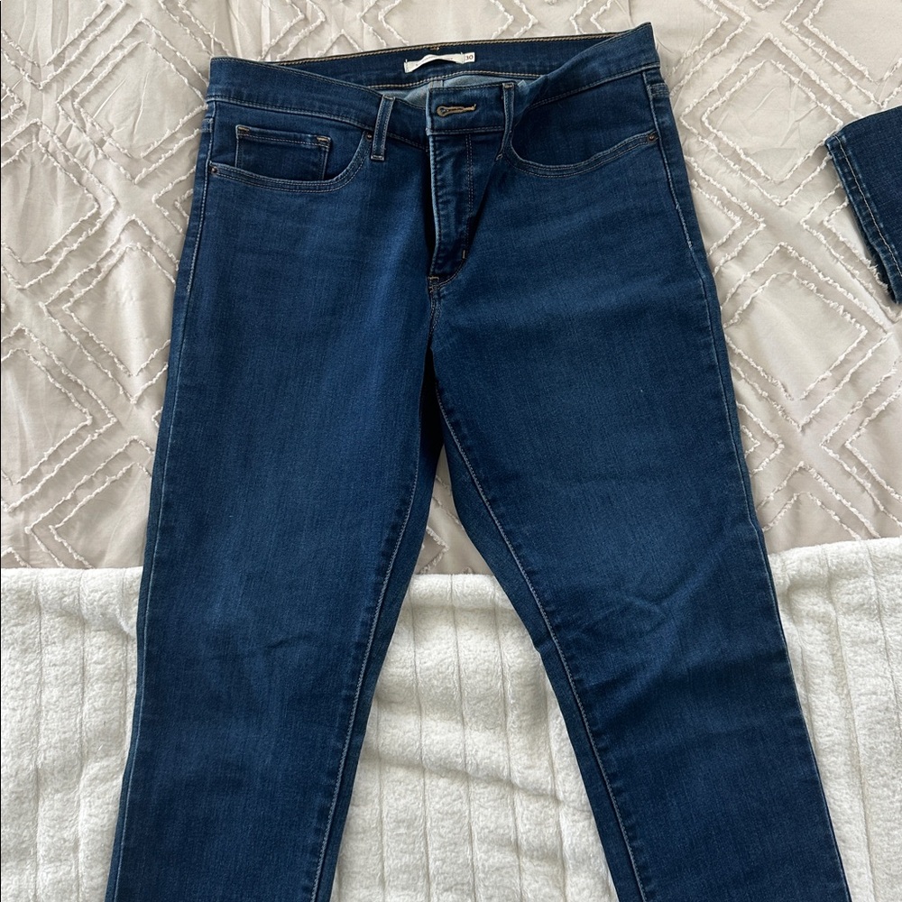 Levi's Dark Blue 311 Shaping Skinny Jeans W30 L30